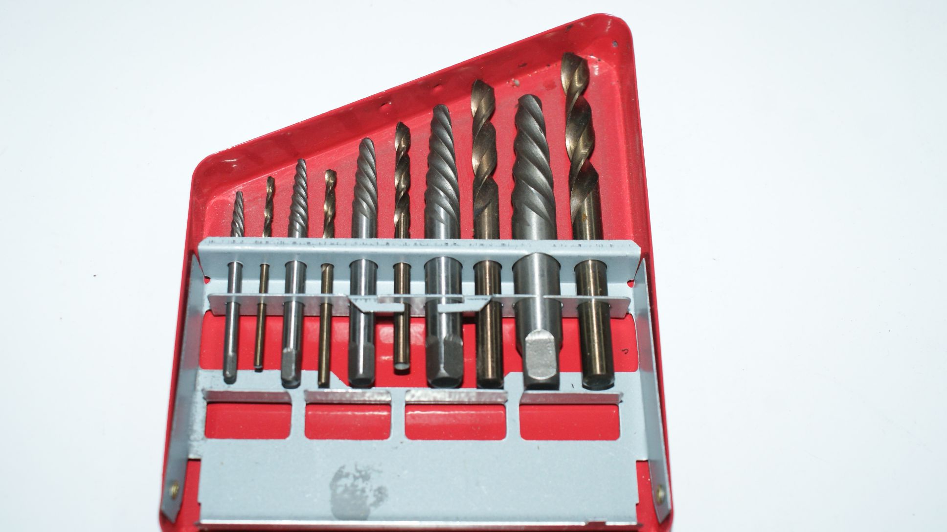 Комплект екстрактори със свредла armen-tools